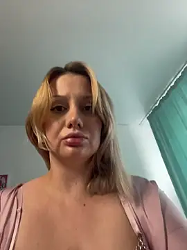 Avery Wilson online show from 06-09-26, 03:18