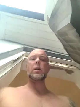 HornyDaddyMuscle online show from 05-22-26, 07:41