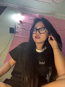 Leeeeiu online show from 05-06-26, 03:17