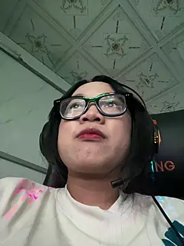 Leeeeiu online show from 06-02-26, 03:14