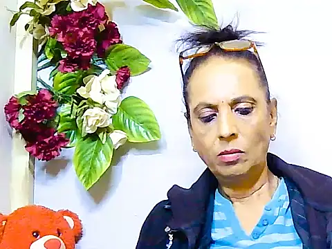 Hot queen58 online show from 06-02-26, 06:59