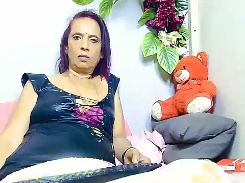 Hot queen58 online show from 06-21-26, 08:22