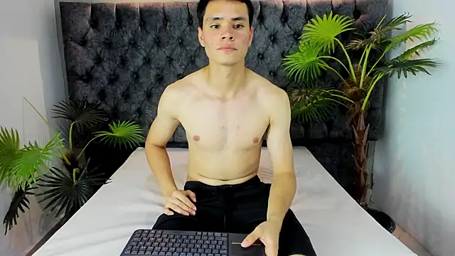 ZANE EVANS online show from 02-28-26, 01:12