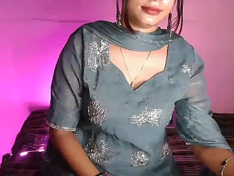 Snapshot of Niya_thakur chatting on 06-29-26, 05:57 Niya thakur online show from 06-29-26, 05:57