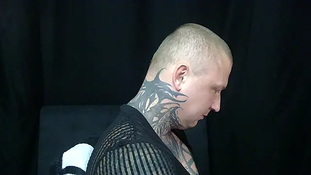 Snapshot of devilWithTats chatting on 04-22-26, 10:06 devilWithTats online show from 04-22-26, 10:06