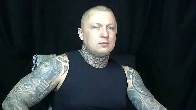 Snapshot of devilWithTats chatting on 05-11-26, 09:15 devilWithTats online show from 05-11-26, 09:15