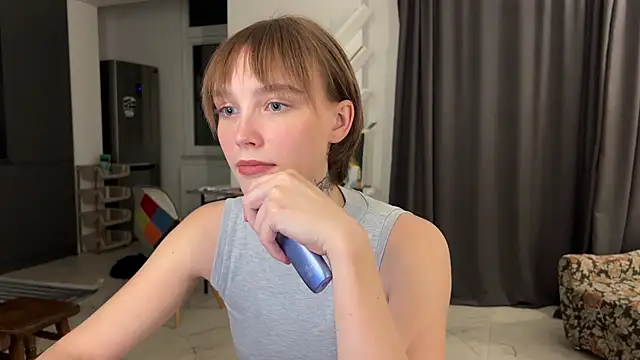 Snapshot of Lolatatee chatting on 05-26-26, 05:09 Lolatatee online show from 05-26-26, 05:09