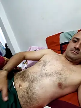 RaphandLey online show from 03-05-26, 10:28