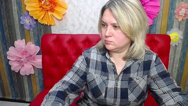 VickyRobins online show from 03-05-26, 06:53