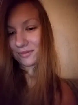 Snapshot of August_Shine chatting on 04-09-26, 06:13 August Shine online show from 04-09-26, 06:13