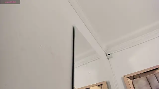 Titan Moreno  online show from 04-06-26, 11:55