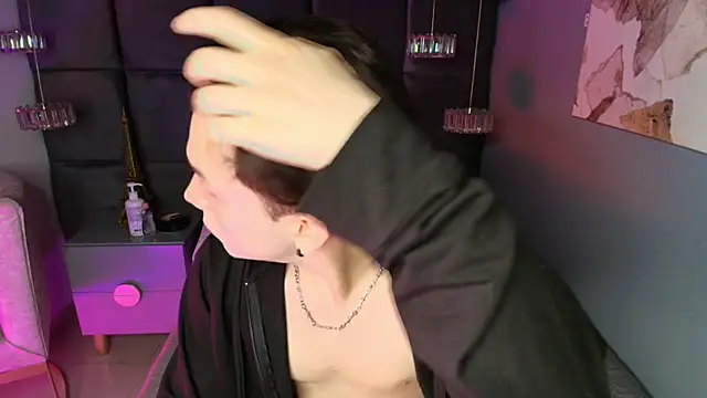 hollannd  online show from 04-11-26, 01:04