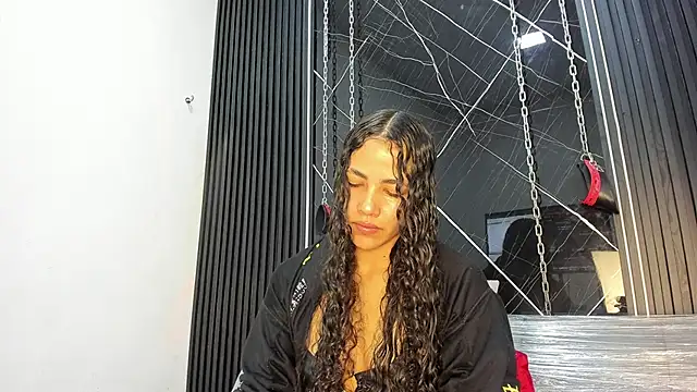 Megan Duskk online show from 04-18-26, 11:36