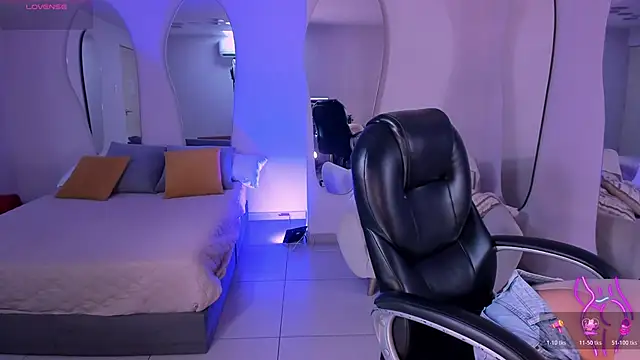 ClaireDawsonX online show from 03-07-26, 07:00