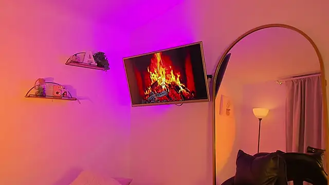 Snapshot of AlaiaRogers chatting on 05-07-26, 10:42 AlaiaRogers online show from 05-07-26, 10:42