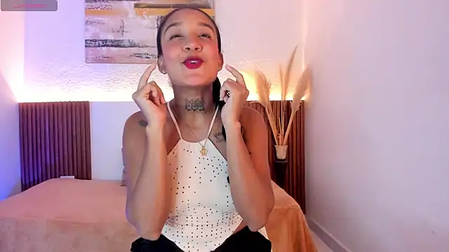 Tiana Glow2 online show from 07-25-26, 10:29