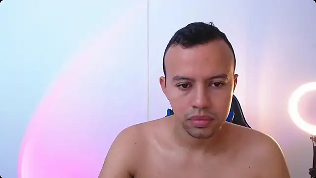 Snapshot of Damian_Wish chatting on 03-17-26, 11:46 Damian Wish online show from 03-17-26, 11:46