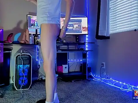 Snapshot of sam_damn chatting on 05-15-26, 11:23 sam damn online show from 05-15-26, 11:23