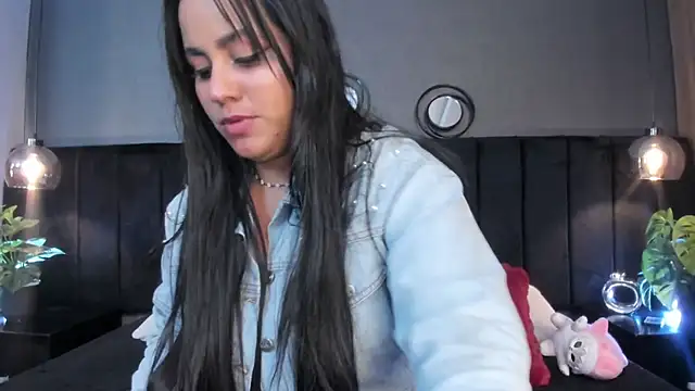 alejandra  garcia online show from 05-13-26, 03:26