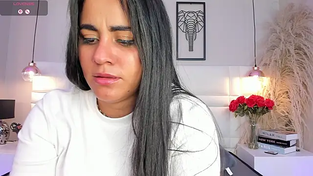 alejandra  garcia online show from 05-17-26, 09:00