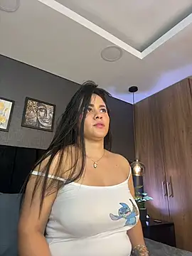 alejandra  garcia online show from 07-17-26, 03:35