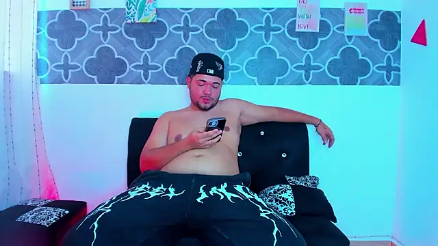 Sakura Velvet online show from 03-07-26, 09:56