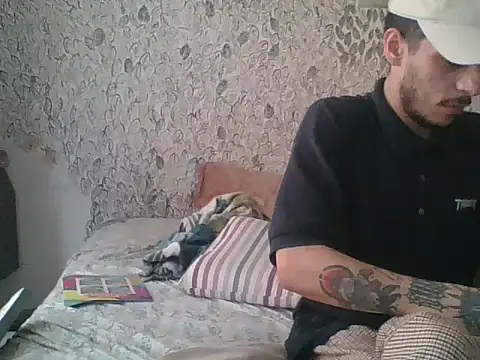 Snapshot of Hetbbi chatting on 07-17-26, 03:39 Hetbbi online show from 07-17-26, 03:39