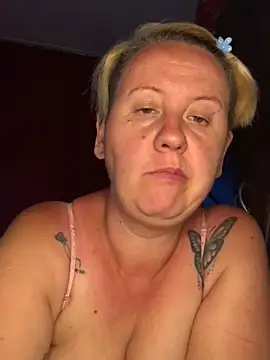 Snapshot of SofiaAmour chatting on 06-29-26, 06:41 SofiaAmour online show from 06-29-26, 06:41