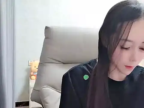 Naomi NN online show from 06-15-26, 11:45