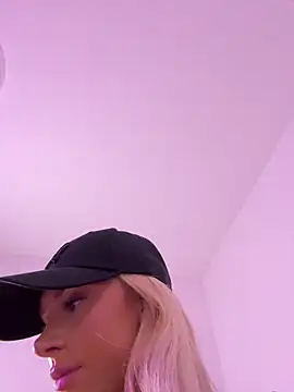 Naughtyblondex online show from 04-21-26, 10:45