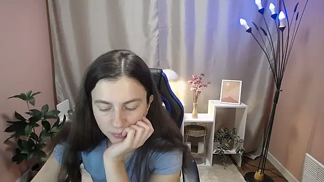 MistyBree online show from 06-11-26, 08:01