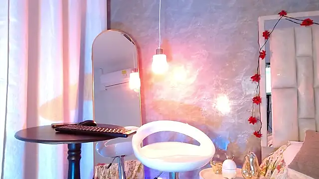 Bella-Sanders online show from 03-28-26, 11:10