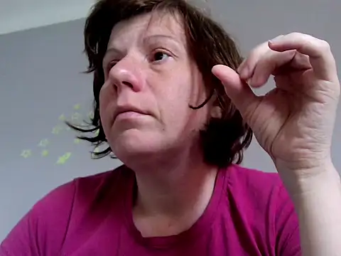 alicexox0 online show from 04-16-26, 09:54