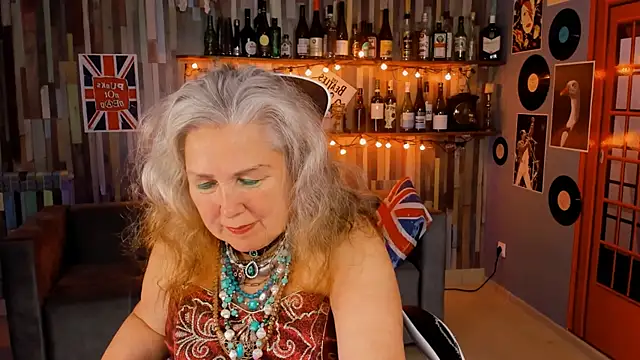 LilaMaharani online show from 07-18-26, 01:48