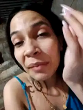 Snapshot of BiancaRoyale chatting on 07-23-26, 06:11 BiancaRoyale online show from 07-23-26, 06:11