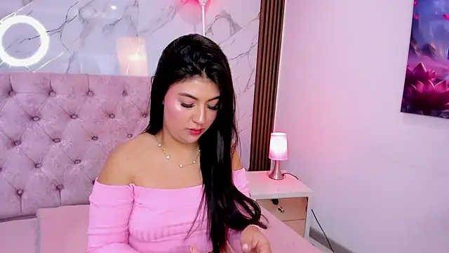 AbrilQuintana  online show from 03-26-26, 12:00