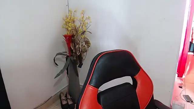 Meeegan lov online show from 03-18-26, 03:15