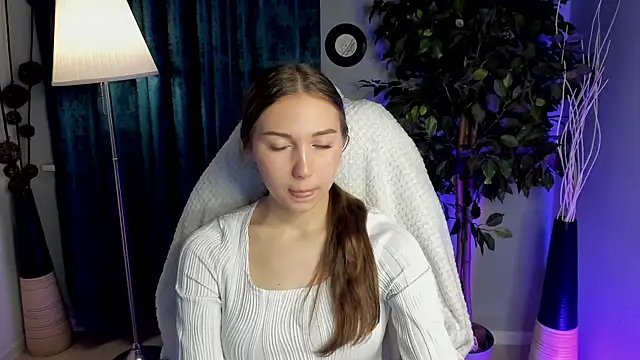 OliviaLang online show from 03-09-26, 11:03