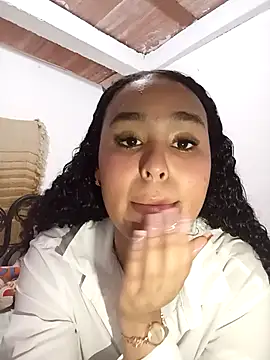 kiaria Glow online show from 03-03-26, 10:37