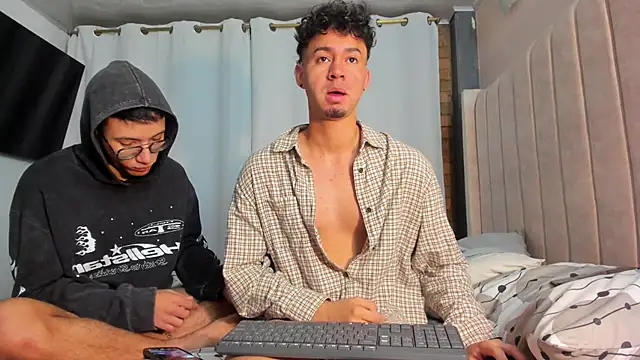 andrees  online show from 03-25-26, 09:26