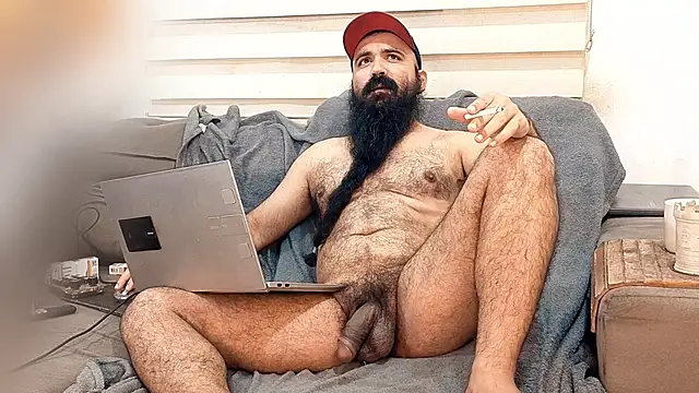 Snapshot of Barba_Negra_Fumador chatting on 06-16-26, 10:23 Barba Negra Fumador online show from 06-16-26, 10:23