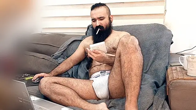 Snapshot of Barba_Negra_Fumador chatting on 06-19-26, 06:56 Barba Negra Fumador online show from 06-19-26, 06:56