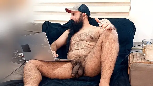 Snapshot of Barba_Negra_Fumador chatting on 07-11-26, 06:21 Barba Negra Fumador online show from 07-11-26, 06:21