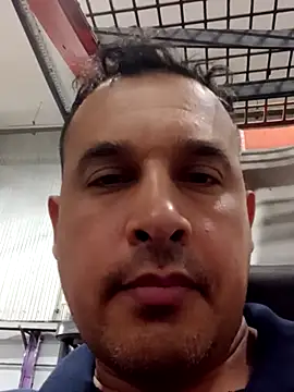 Ezehombre online show from 03-19-26, 04:44