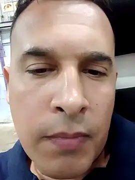 Ezehombre online show from 03-30-26, 03:29