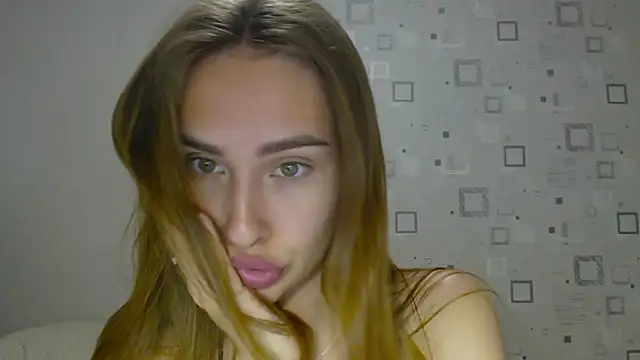 Snapshot of yourameliaa chatting on 05-14-26, 05:42 yourameliaa online show from 05-14-26, 05:42