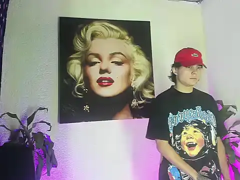 monky 0002 online show from 06-17-26, 07:04