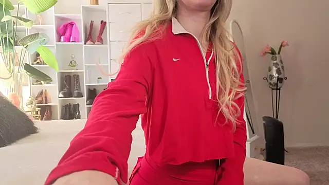 polly peach online show from 03-04-26, 03:29