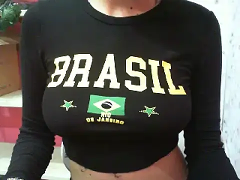 Snapshot of lolit_cat chatting on 04-28-26, 11:21 lolit cat online show from 04-28-26, 11:21