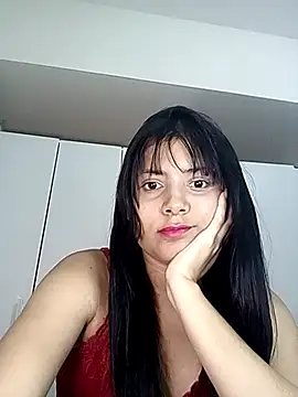 Snapshot of Kless00 chatting on 06-24-26, 03:38 Kless00 online show from 06-24-26, 03:38